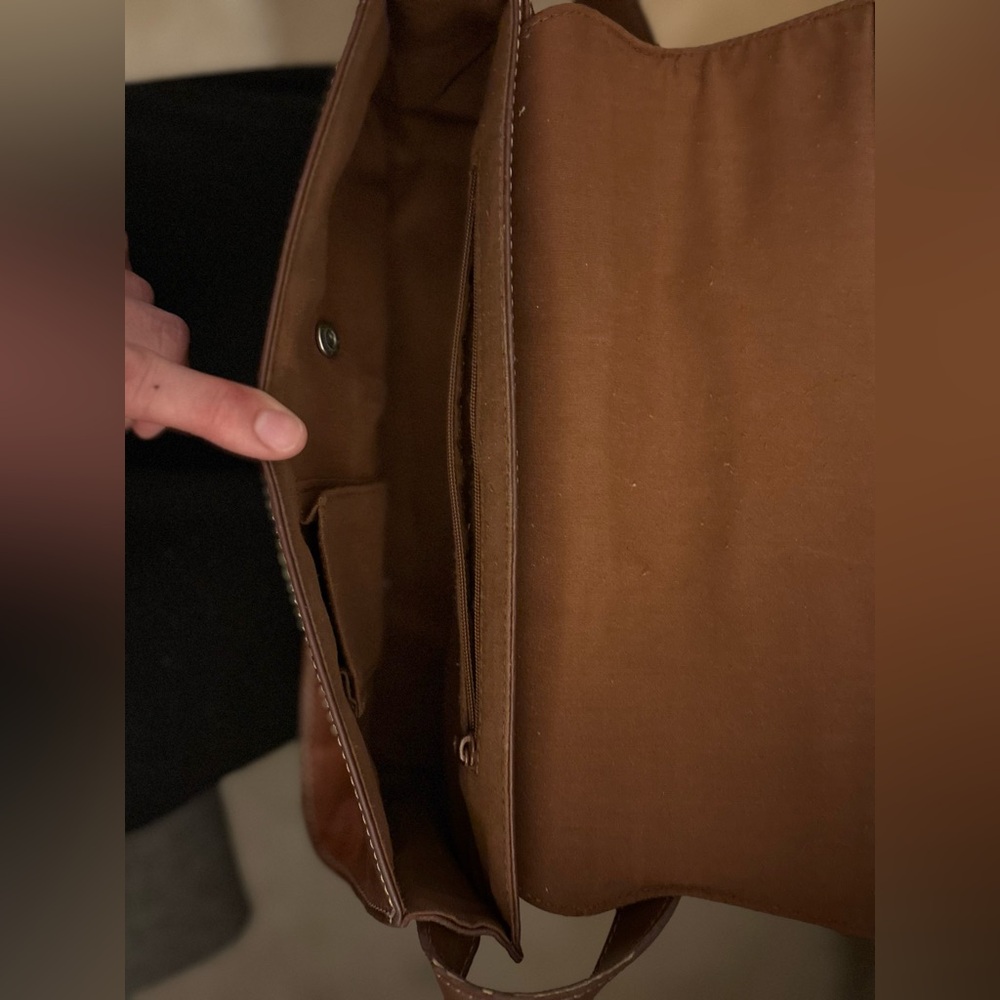 Vintage EGO Leather Shoulder Bag | Y2K Brown Sturdy Leather | Good Condition - Picture 8 of 12